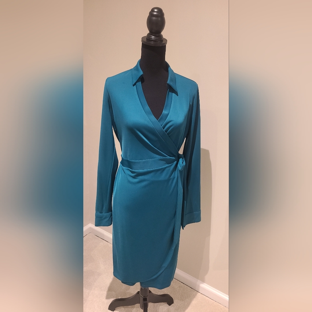 The Limited green pullover wrap dress Sz L